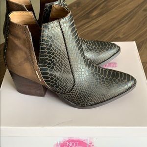 Not rated animal print booties